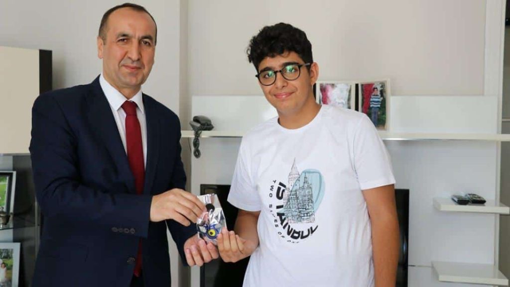 Bingöl Milli Eğitim Müdürü Yücel, LGS il birincisiyle bir araya geldi