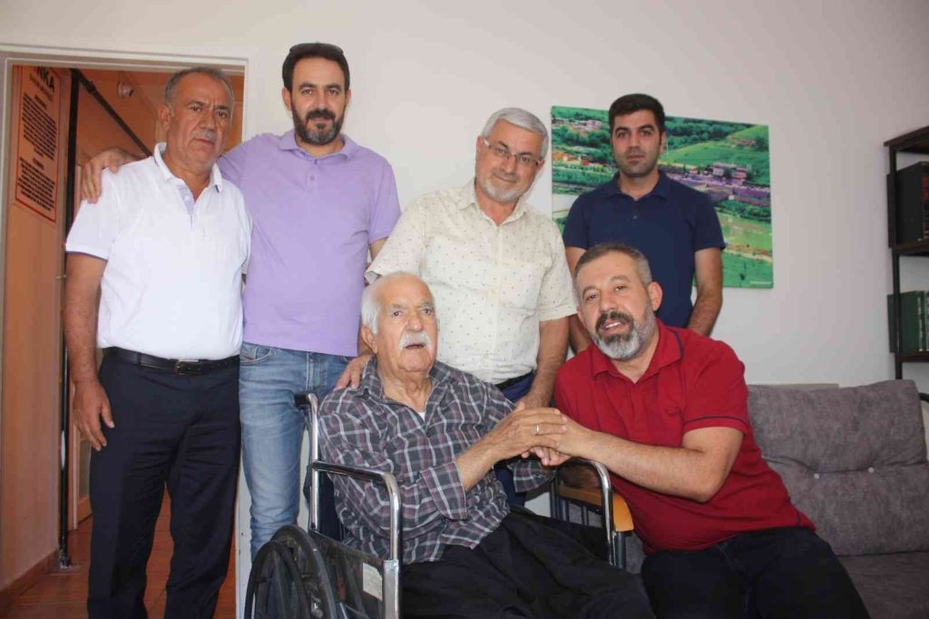 Diyarbakır’ın değeri unutulmadı, bakım evinde ziyaret edildi