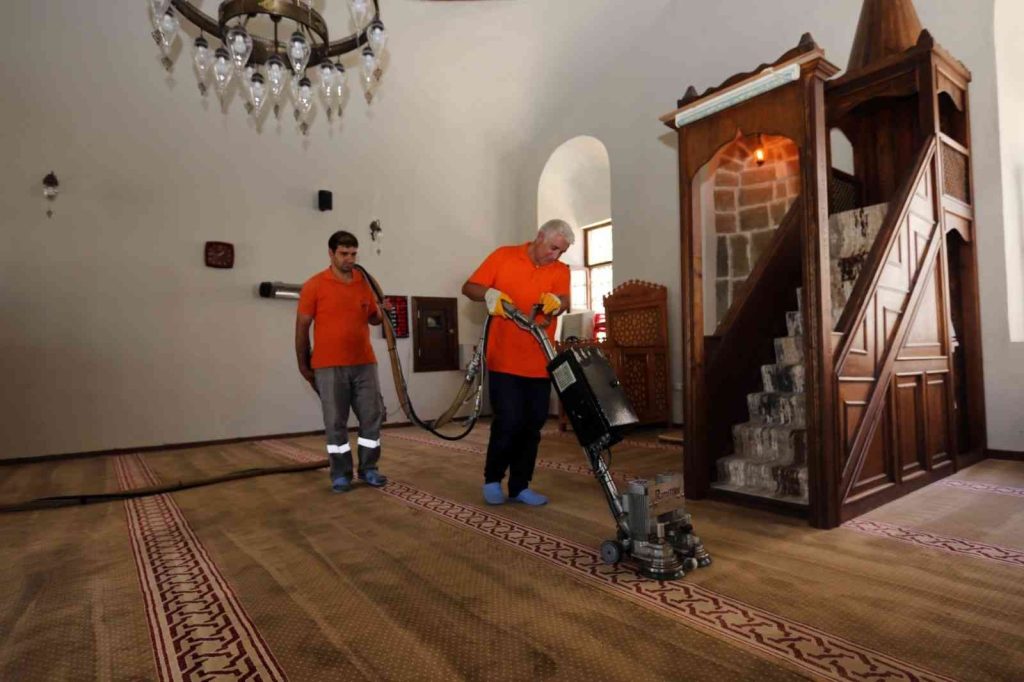 Elazığ’da  bayram temizliği