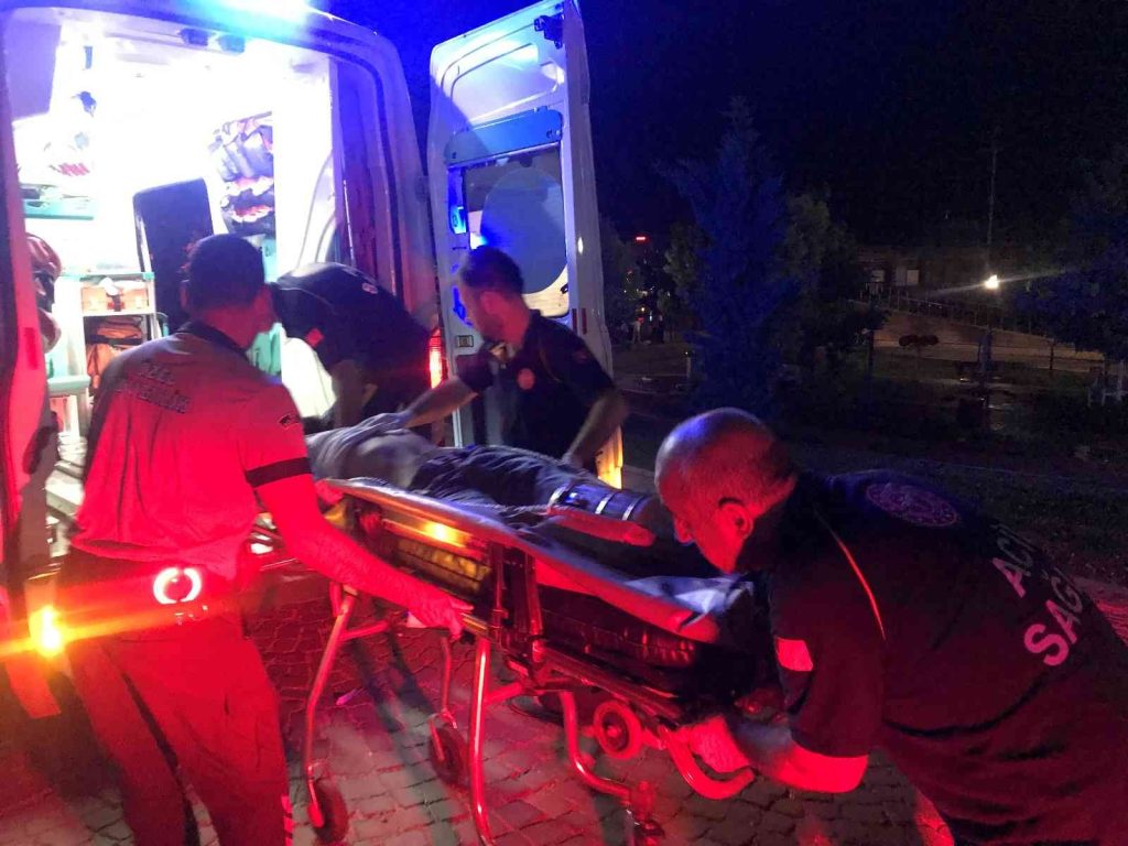 Elazığ’da bıçaklı kavga: 1 yaralı