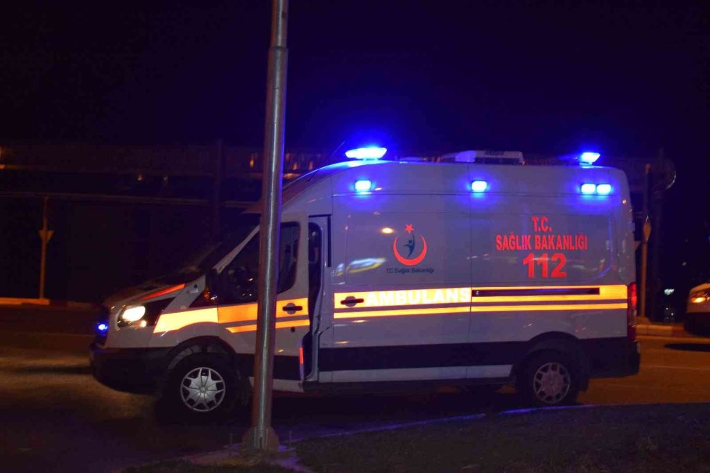 İki aracın karıştığı kazada 1 kişi yaralandı