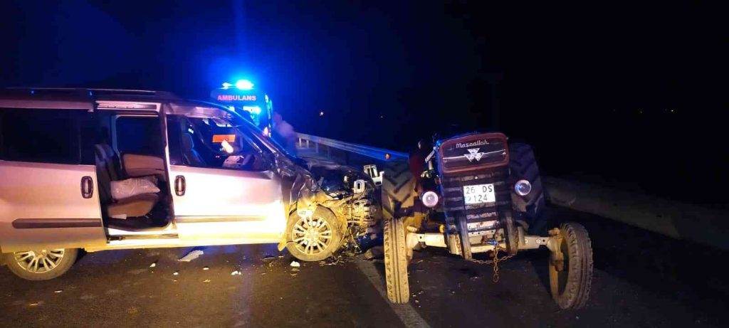 Malatya’da üç aracın karıştığı kazada 6 kişi yaralandı