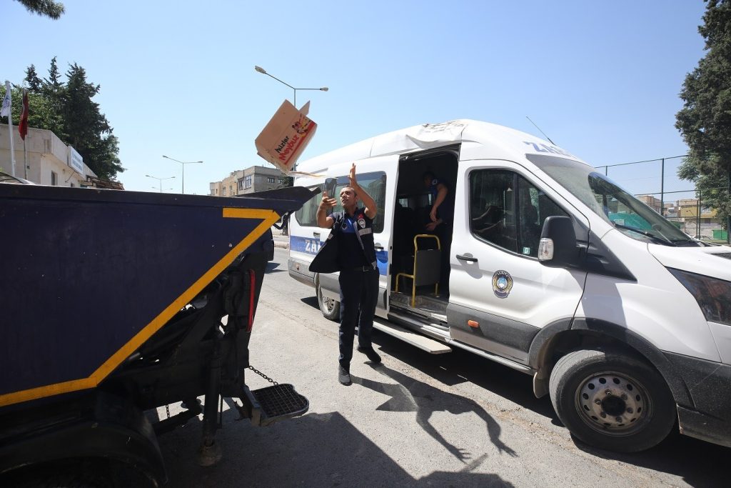 Şanlıurfa’da tarihi geçmiş binlerce ürün imha edildi