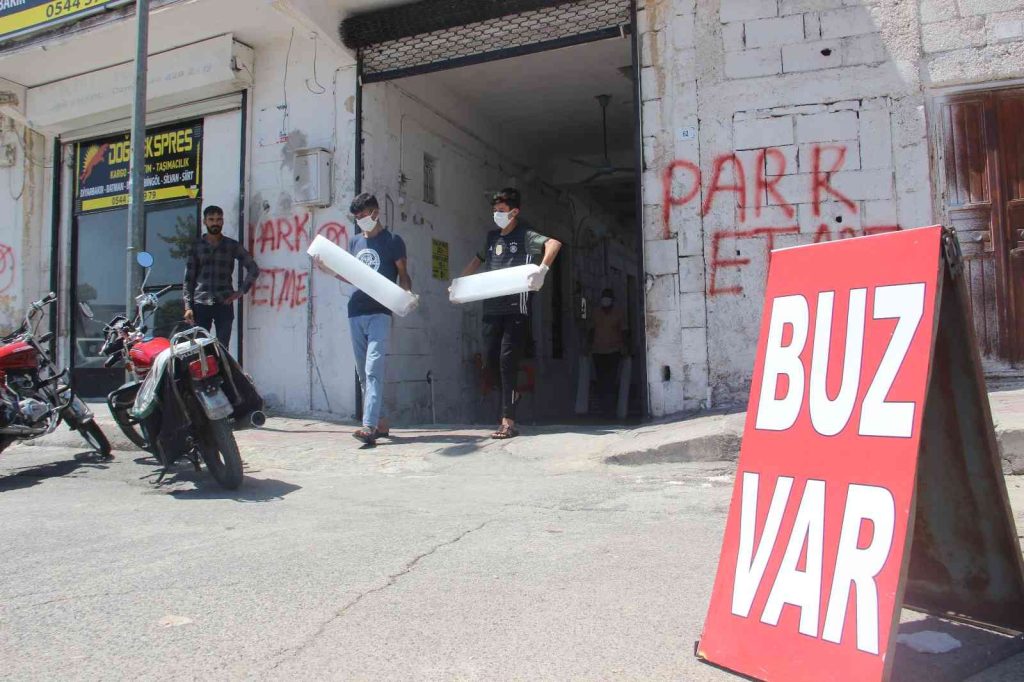 Sıcak havada buz satışları patladı