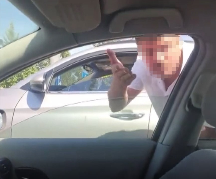 Trafikte dehşet saçan saldırgan sürücü tutuklandı