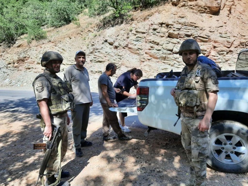 Tunceli’de tırıvırı ve serpme ile av yapan 4 kişiye 21 bin lira para cezası