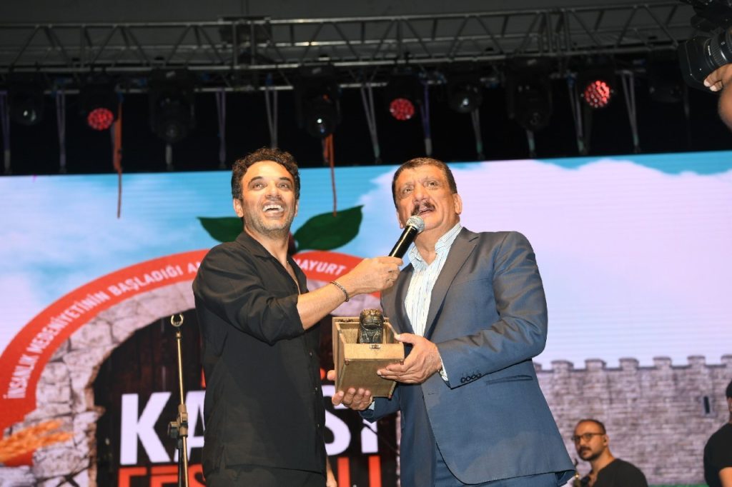 Uğur Aslan ve Buray Malatyalıları coşturdu