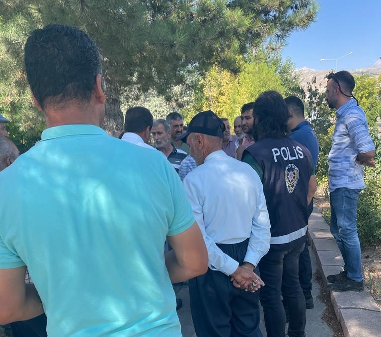 Akçadağ’da su gerginliği