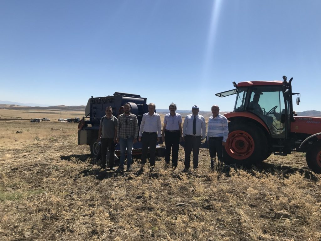 Arguvan‘da nohut hasat tarla günü yapıldı