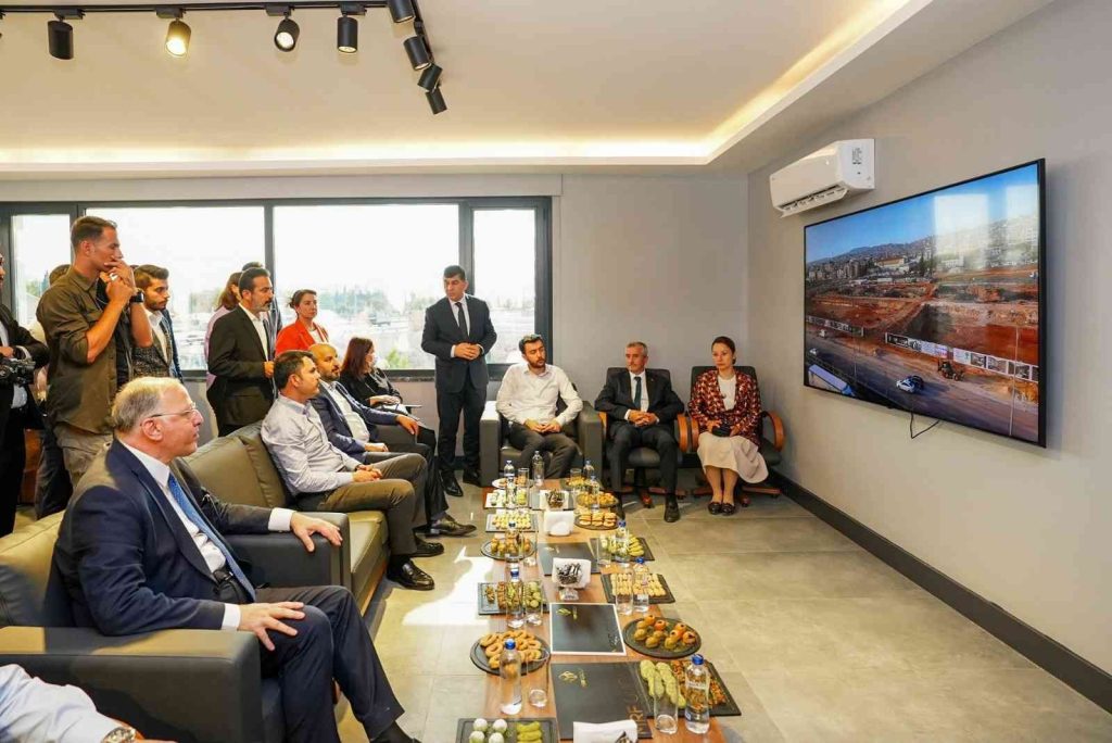 Başkan Fadıloğlu’dan, Bakan Kurum’a Kentsel Dönüşüm Brifingi