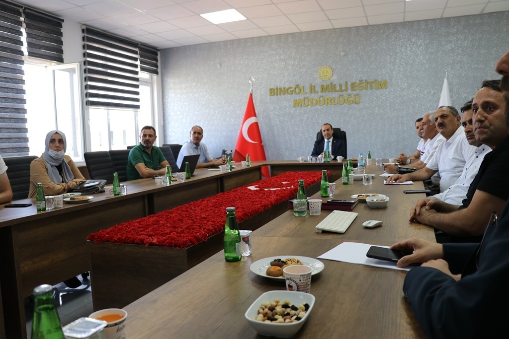 Bingöl İl Hayat Boyu Öğrenme Komisyonu toplantısı yapıldı
