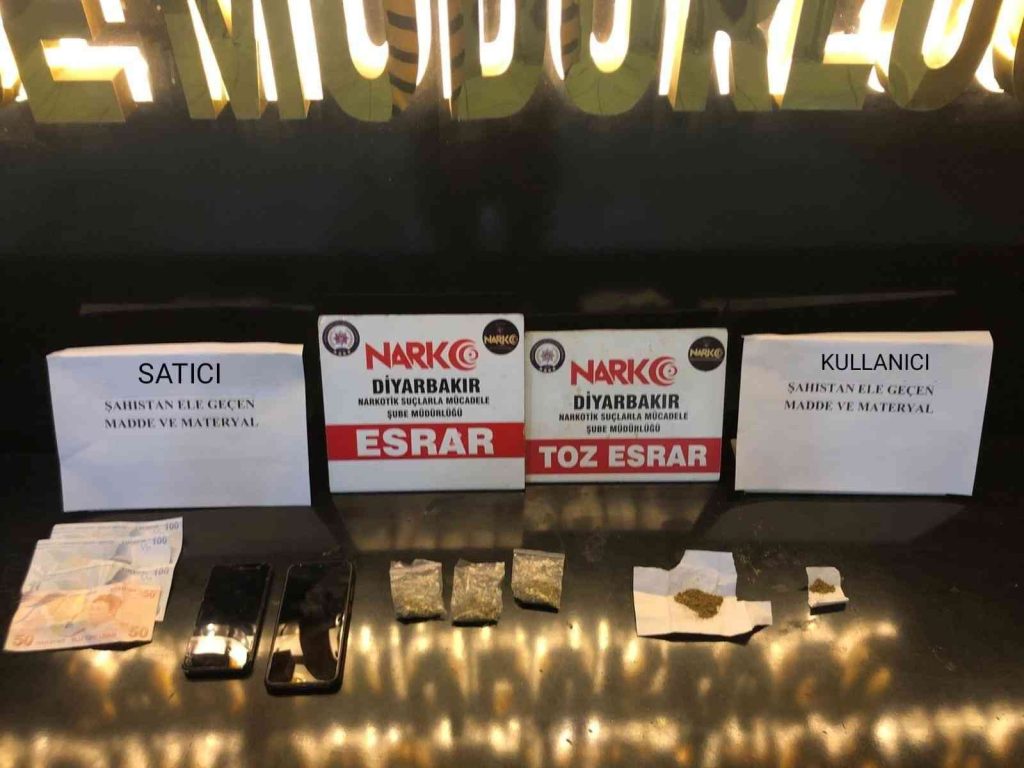 Diyarbakır’da uyuşturucu operasyonunda 2 tutuklama