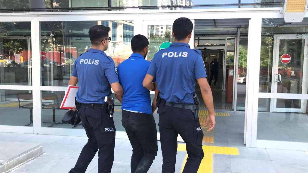Elazığ’da iş yerinden palet çalan şüpheli yakalandı
