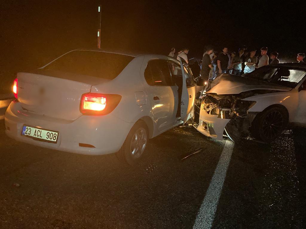 Elazığ’da trafik kazası: 4 yaralı