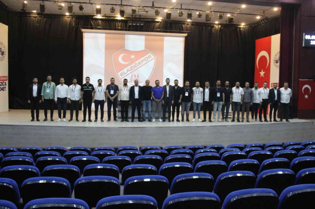 Elazığspor’da yönetim görev dağılımını yaptı