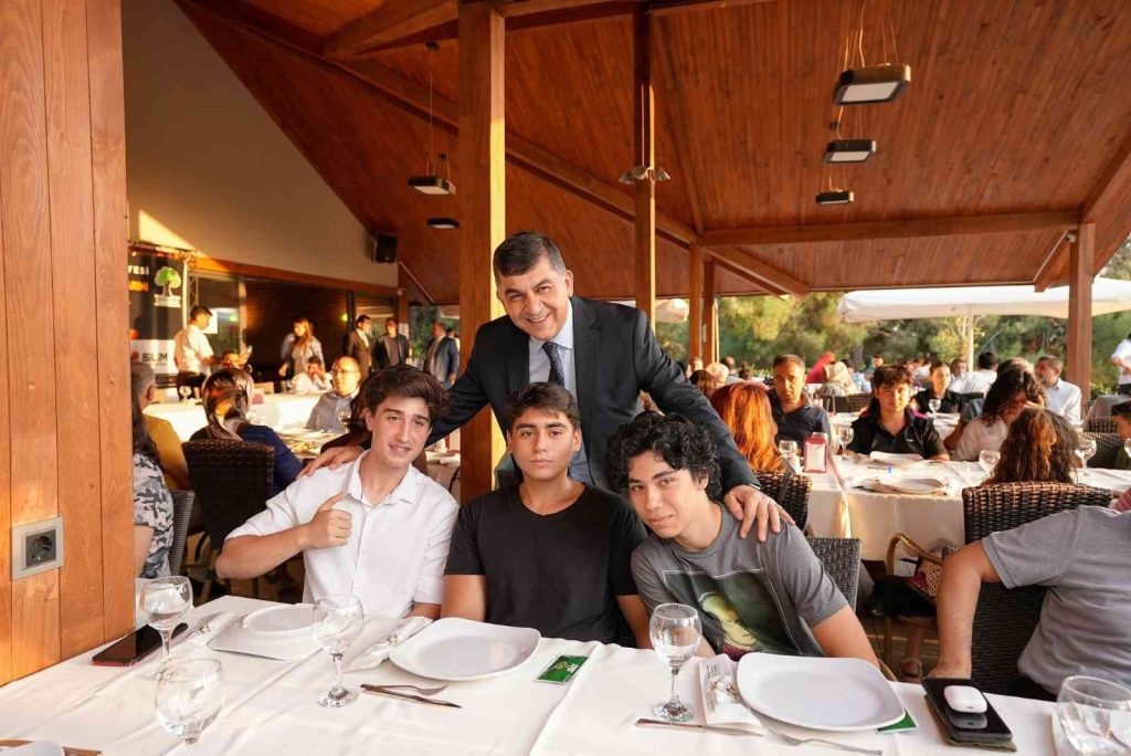 Fadıloğlu, Gaziantep’in gururlarıyla buluştu