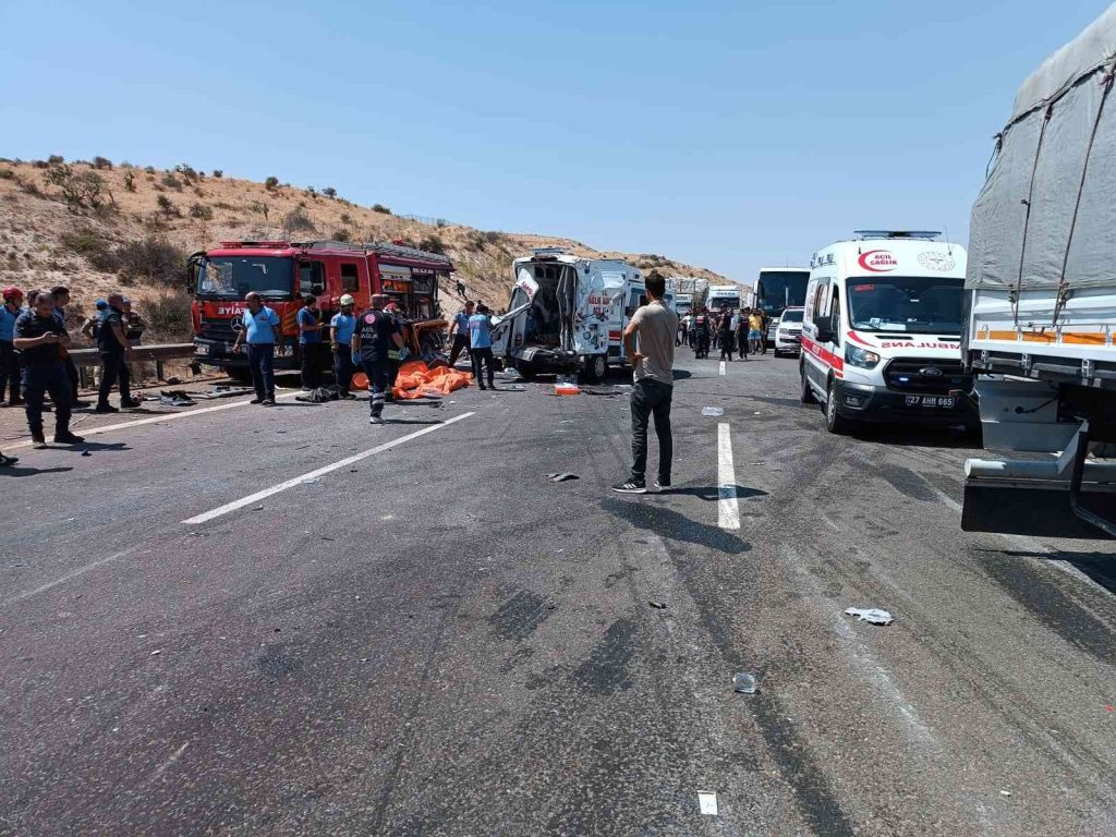 Gaziantep’te kaza: 15 ölü