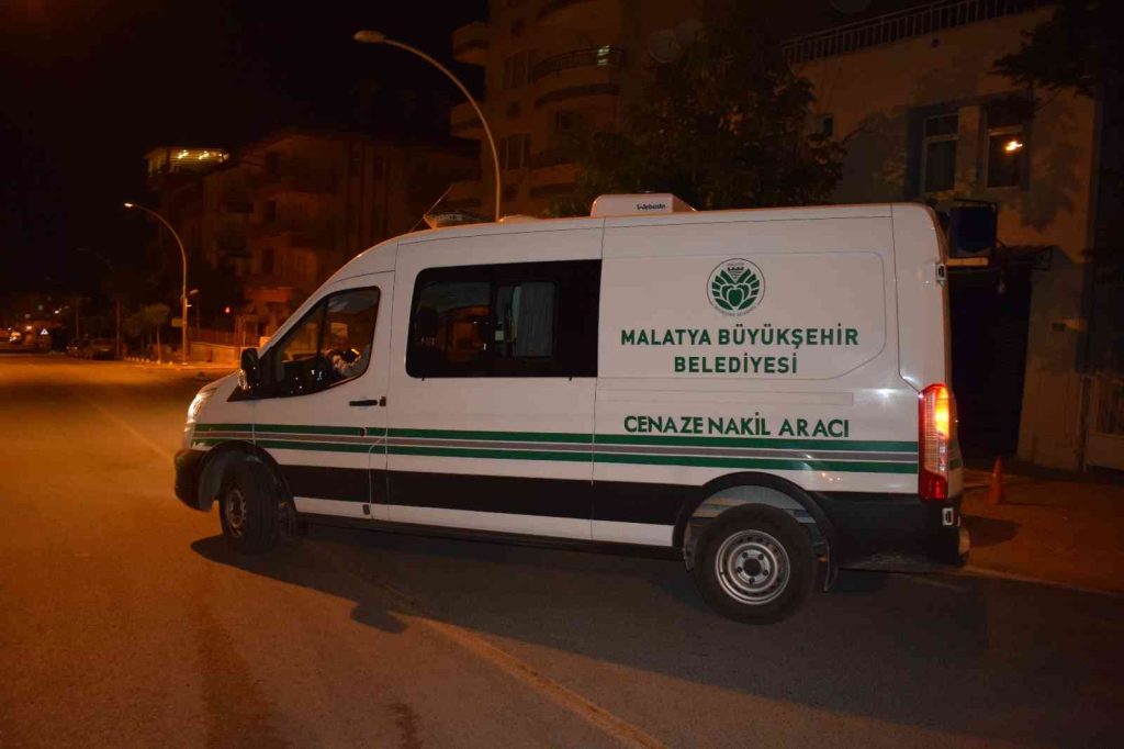 Kazara silahla vurulan genç hayatını kaybetti