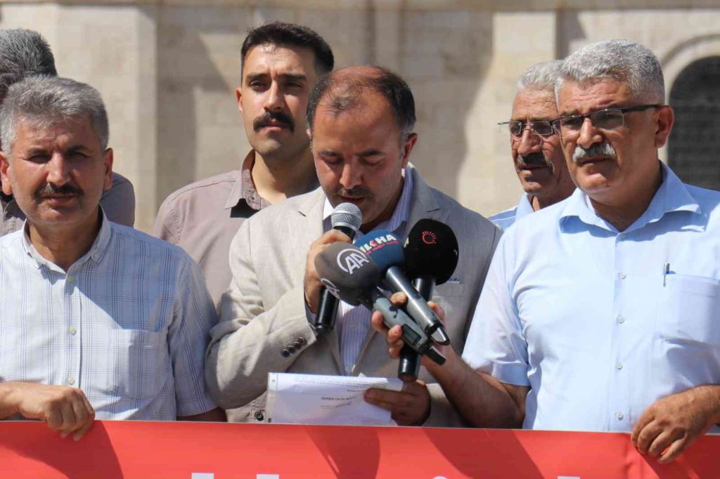 Malatya’da Şarkıcı Gülşen’e sert tepki