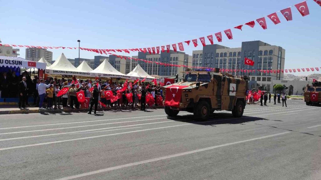 Şanlıurfa’da Zafer Bayramı coşkusu