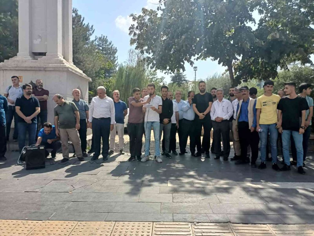 Şarkıcı Gülşen’e bir tepki de Bingöl’den