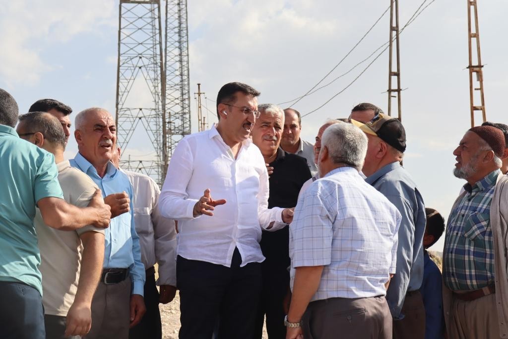 Tüfenkci: “Masalar kurup masaların altına saklanmaya çalışanlar var”