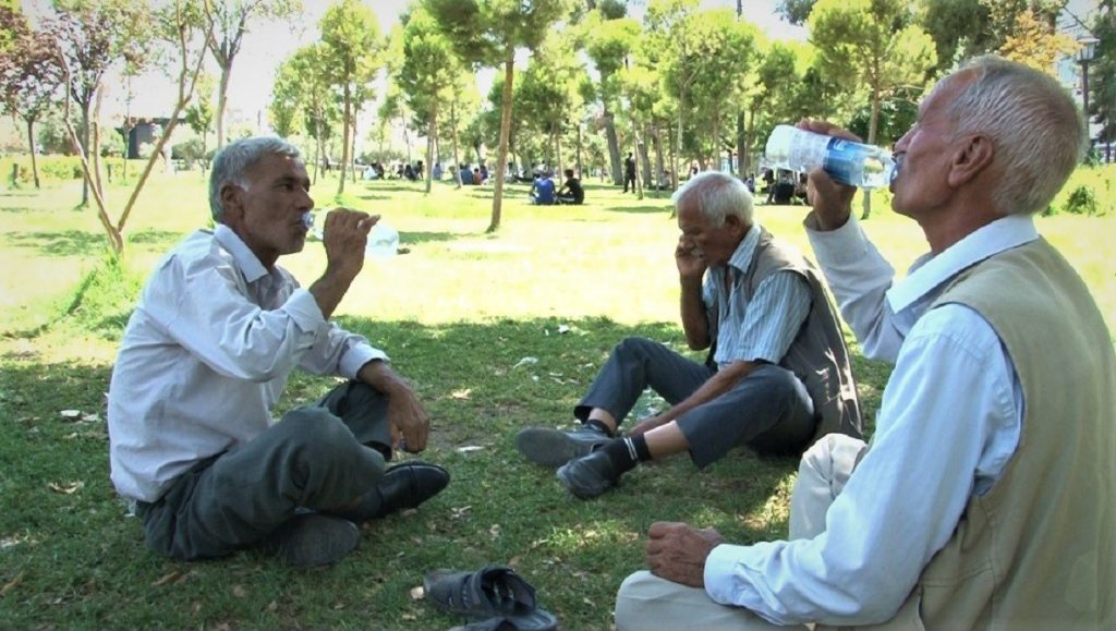 Türkiye’nin batısı yağışla boğuşurken Şanlıurfa sıcaktan kavruluyor