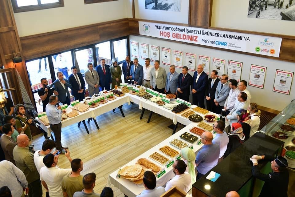 Yeşilyurt’un coğrafi işaret tescil belgeli yöresel ürünlerinin tanıtımı yapıldı