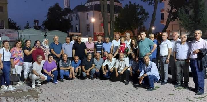 47 yıl sonra öğrencileriyle buluştu