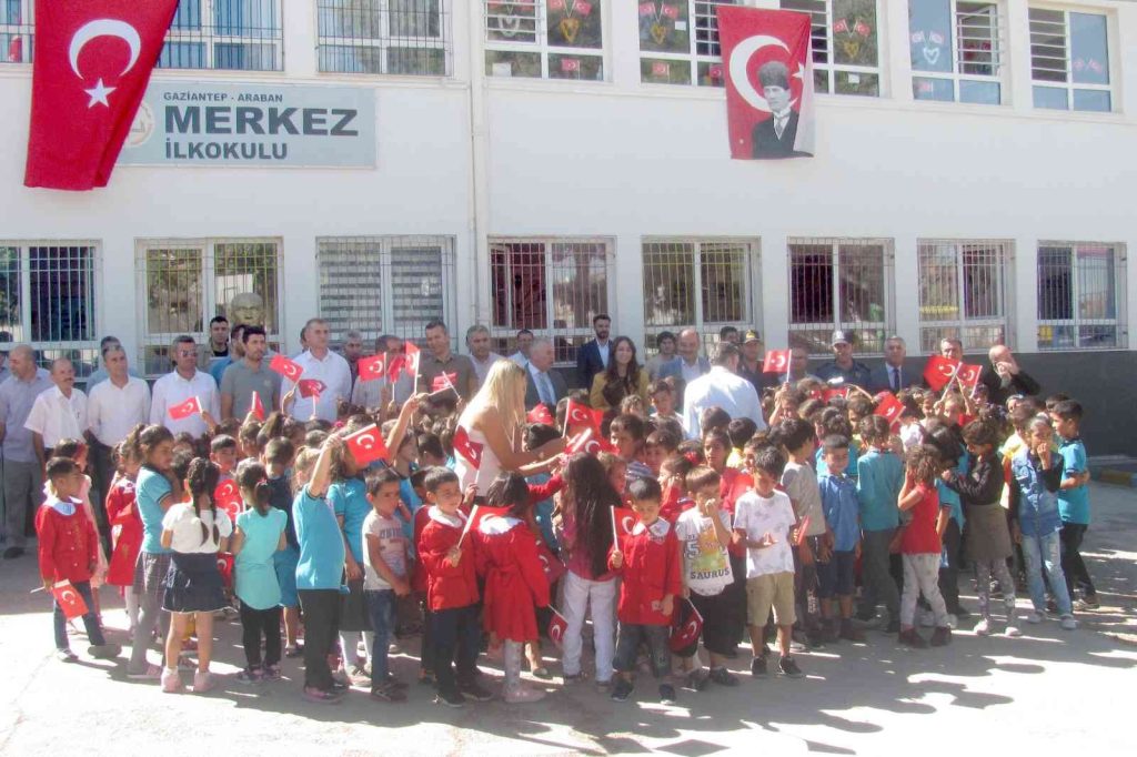 Araban’da İlköğretim Haftası kutlandı