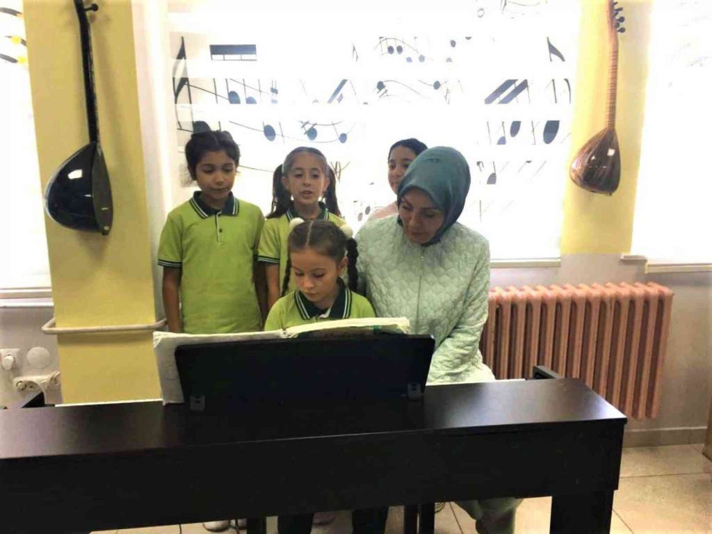 Arguvan’da eğitime destek