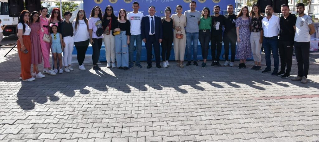 Bağlar Belediyesi’nin kursuna katılan 38 öğrencinin tamamı üniversiteli oldu