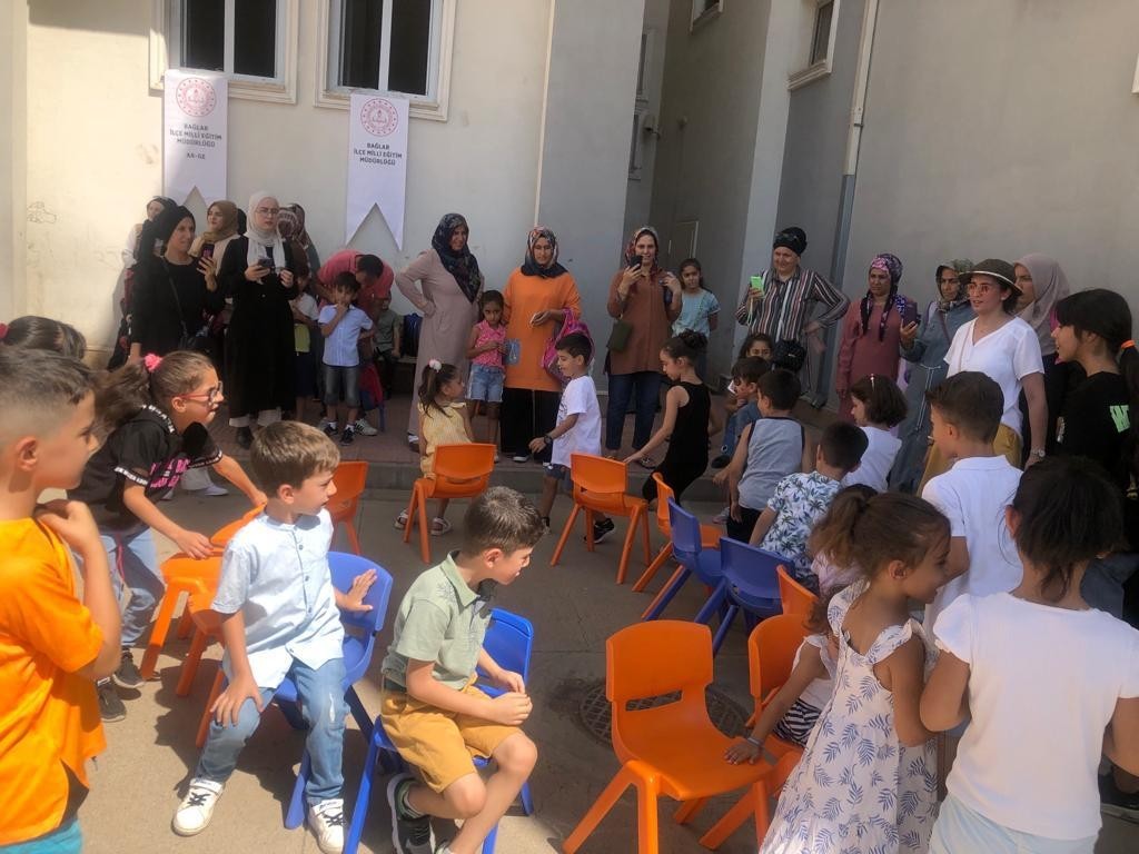 Bağlar Milli Eğitim’den “okuluna hoş geldin” projesi