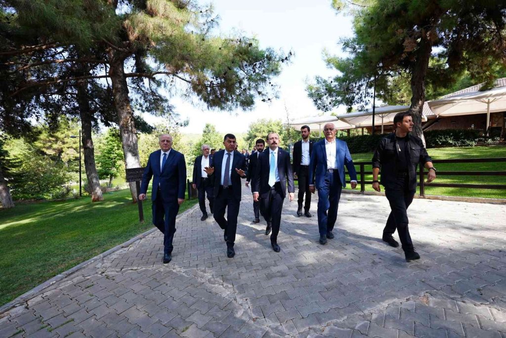 Bakan Muş, Dülük Tabiat Parkı’nı gezdi