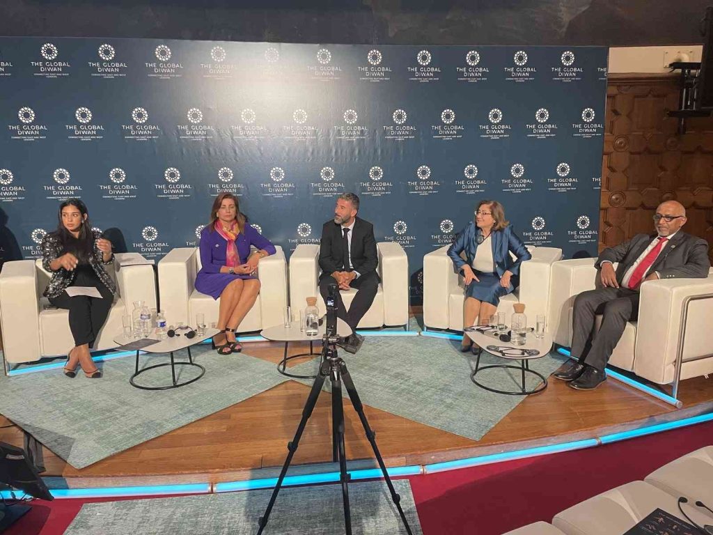 Başkan Şahin Fransa’da Gaziantep’i anlattı