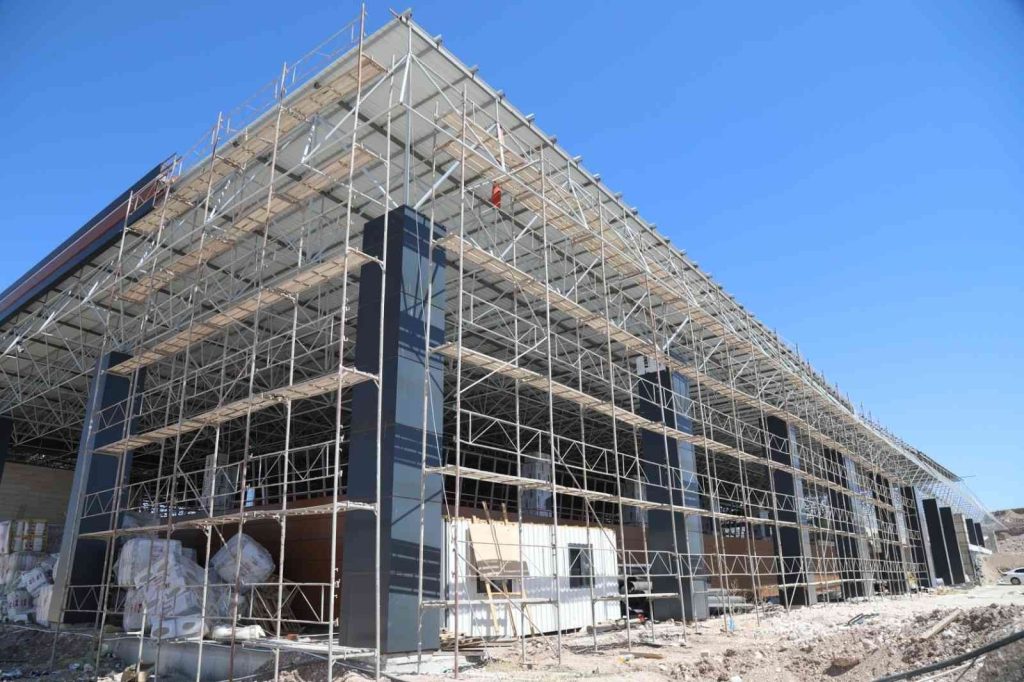 Başkan Şerifoğulları: “Yeni Şehirler Arası Otobüs Terminali’nin inşa çalışmaları hızla devam ediyor”
