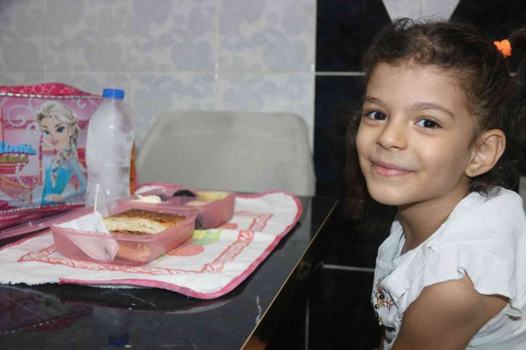 Beslenme çantasında paketlemeye dikkat: “Alüminyum folyo, streç sarmak plastik ve ağır demir geçişine neden olabilir”