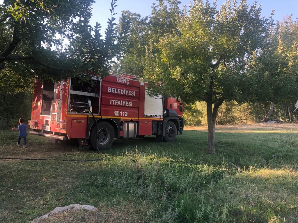 Bingöl’de bahçe yangını söndürüldü