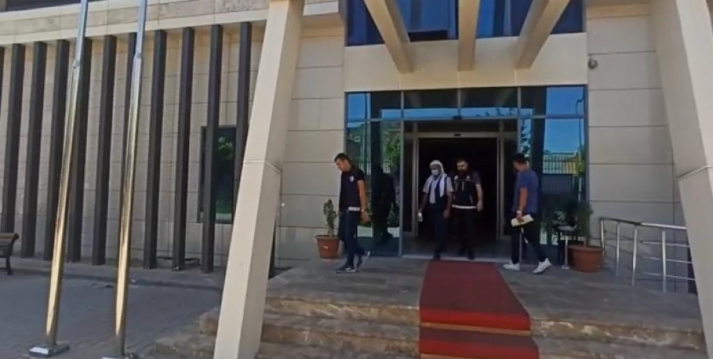 Bismil’de silah ve uyuşturucu madde ele geçirildi