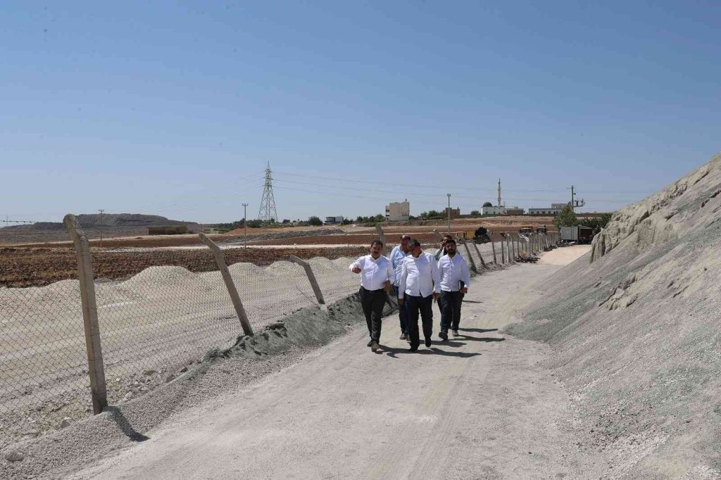 Dağeteği bölgesindeki yollar asfaltlanıyor