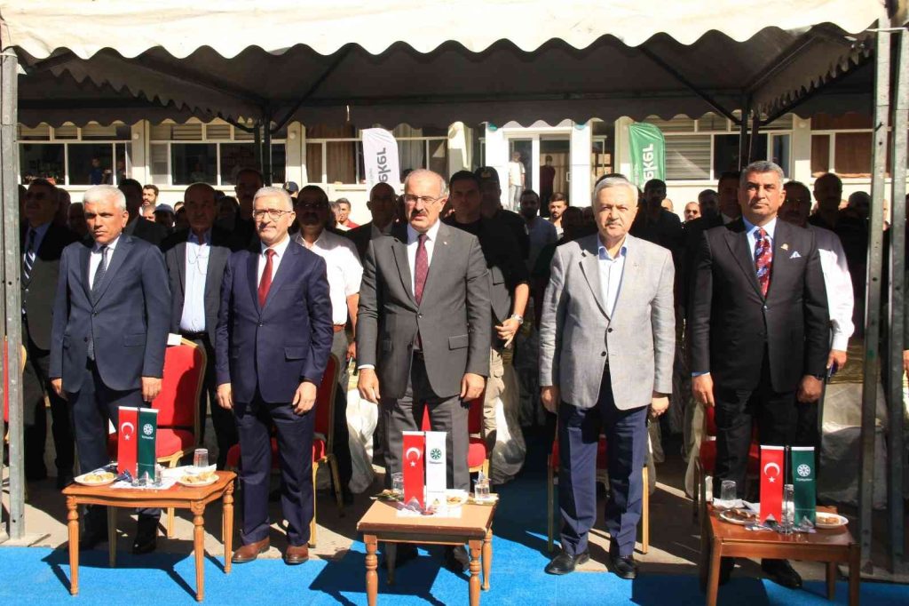 Elazığ’da şeker pancarı alım kampanyası başladı