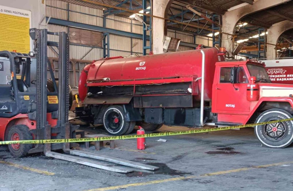 Gaziantep’te fabrikada patlama: 2 ölü