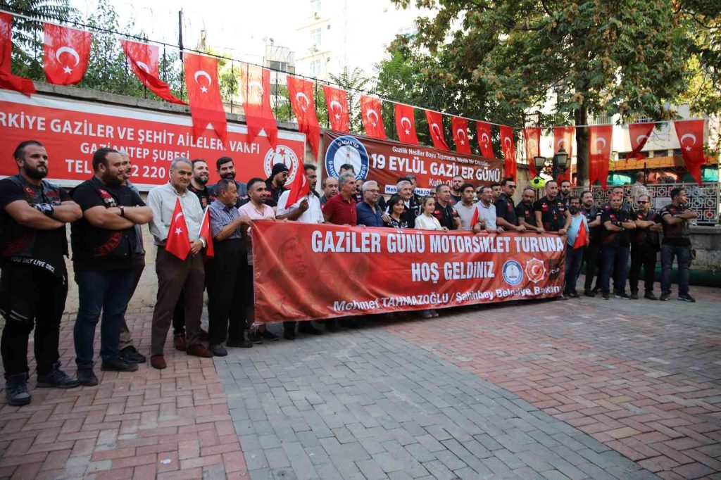 Gaziler için tur attılar