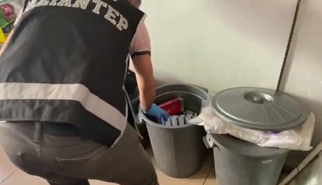 Her yerden kaçak sigara çıktı