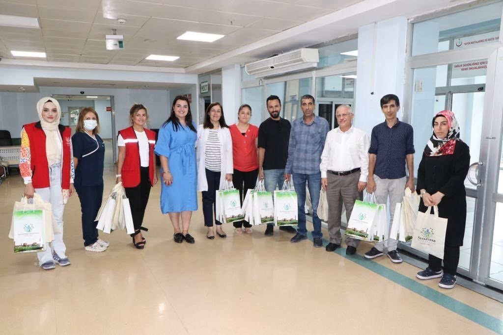 Kayapınar Belediyesi’nden yeni doğan bebeklere ilk hediye