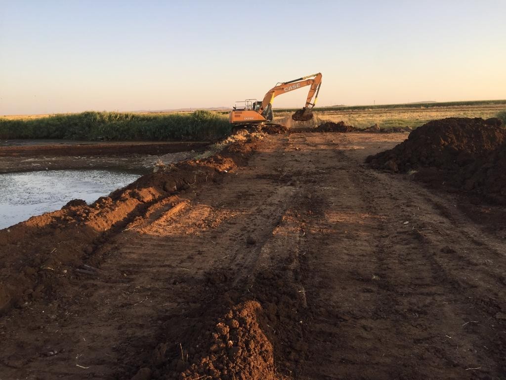 Kulp’ta hayvan içme suyu göletinin bakımı tamamlandı