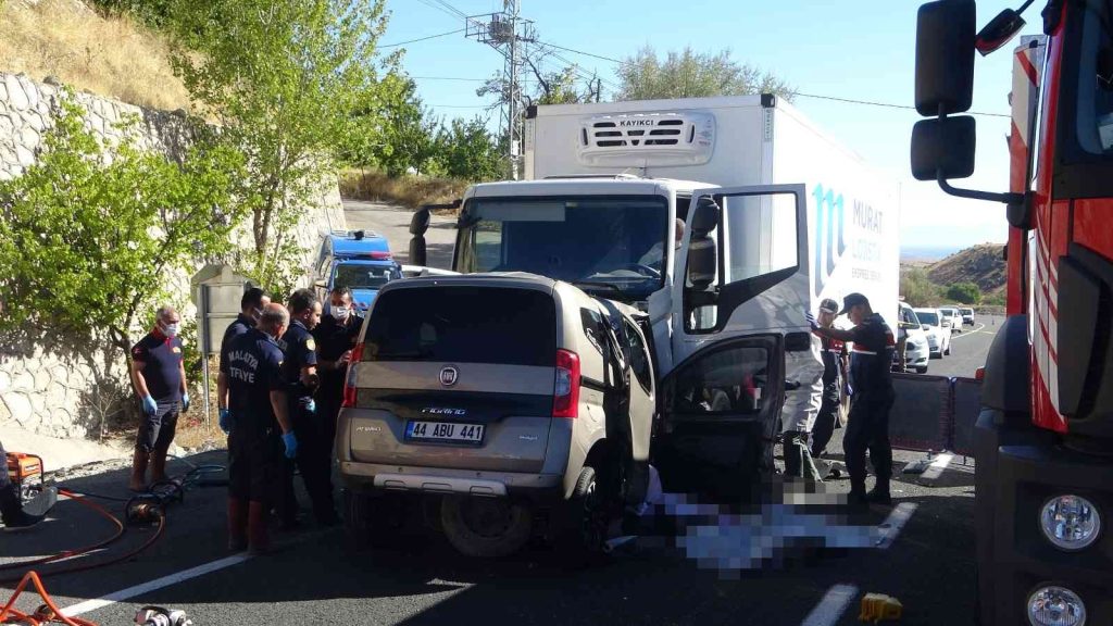 Malatya’da feci kaza: 6 ölü
