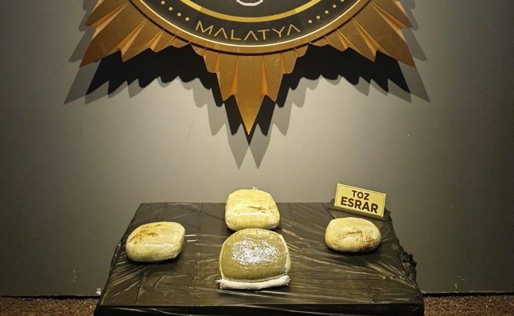 Malatya’da polis zahir tacirlerine göz açtırmıyor