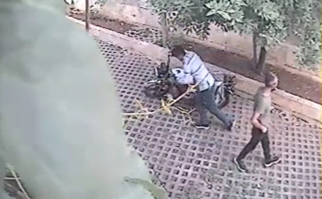 Şanlıurfa’da pes dedirten hırsızlık kamerada