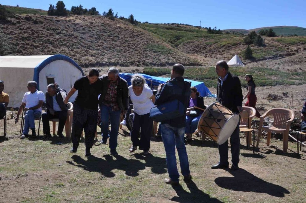 Tunceli yaylarında artık davul zurna sesi yükseliyor